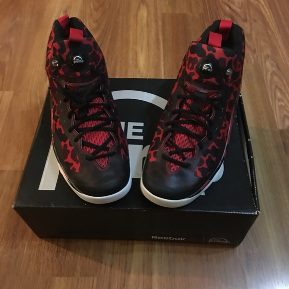 Reebok Other - Reebok “The Pump” Basketball Shoes